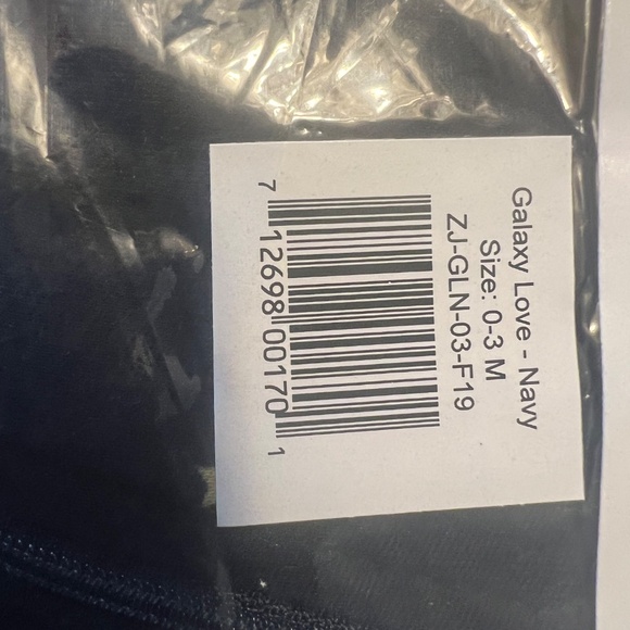 ZippyJamz Organic Cotton Sleeper – Galaxy Love – Navy – Size 0–3M (NWT) - Picture 4 of 4